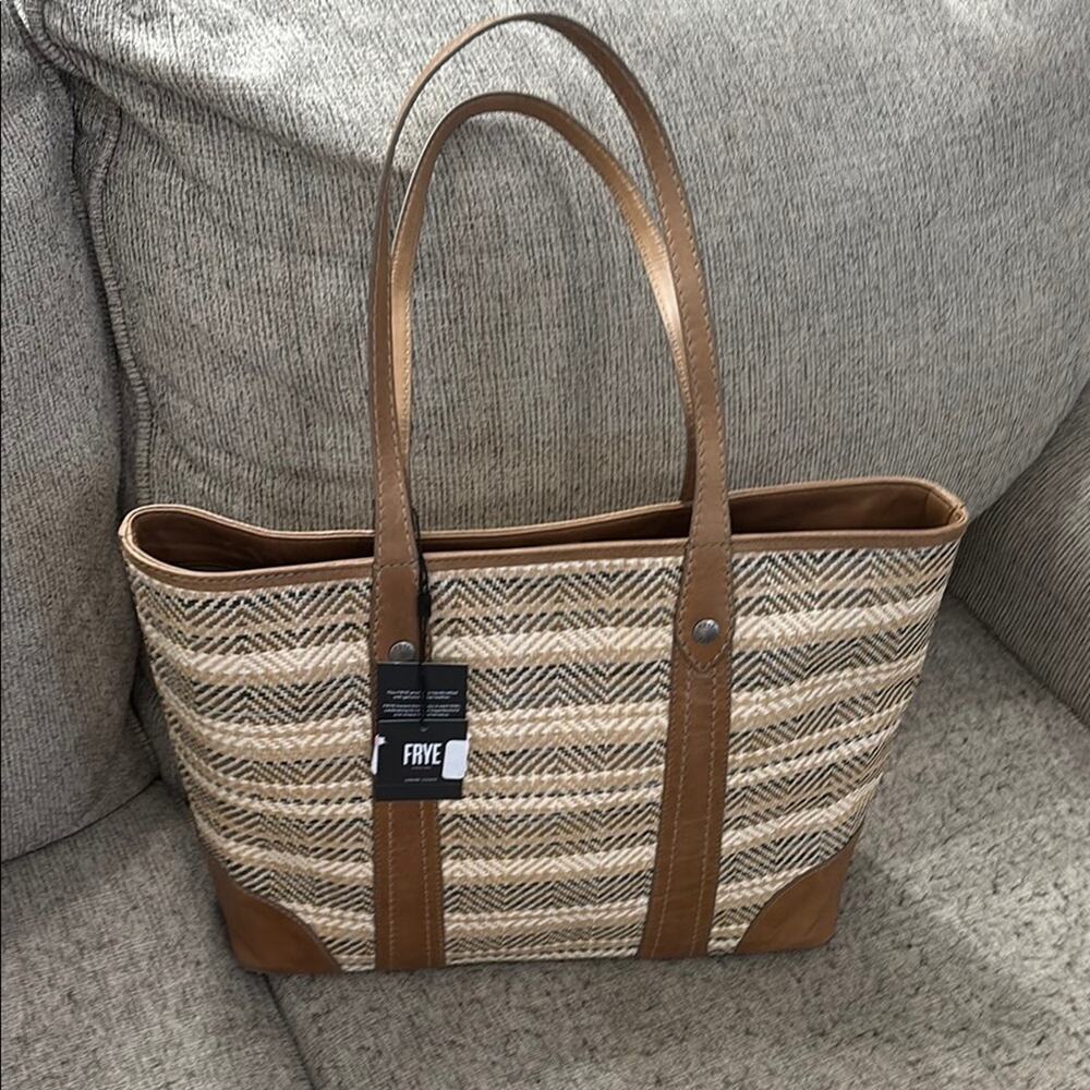 NWT Frye Melissa Straw Shopper Tote Handbag
